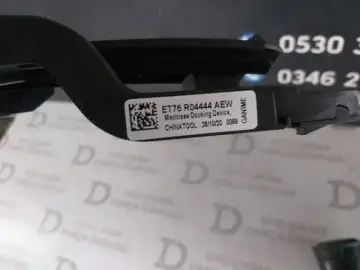 Ford Tourneo Courier Telefon Tutucu