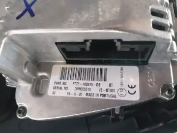 Ford Tourneo Courier Teyp Beyinli