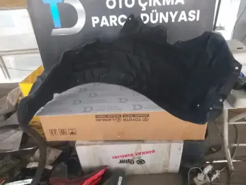 Audi A6 Sol Arka Çamurluk Davlumbazı