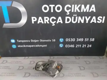 Peugeot 301 Sağ Arka Stop Duyu