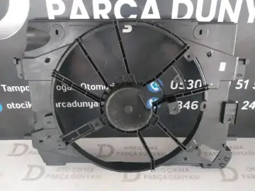 Renault Clio 4 Fan Motor Davlumbazı