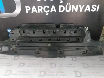 BMW M5 F90 Orta Tampon Braketi (17-20)
