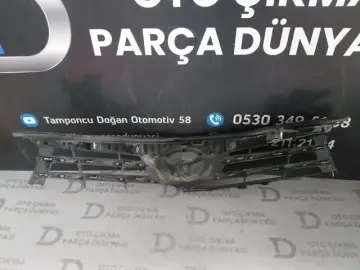 Toyota Corolla Ön Panjur