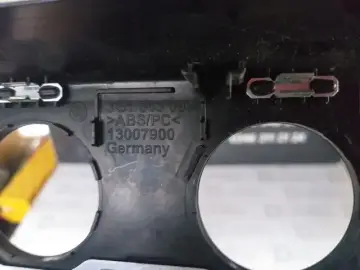 Volkswagen Passat B8 Klima Panel Çerçevesi
