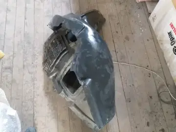BMW F10 F11 Sol Ön Çamurluk Davlumbazı