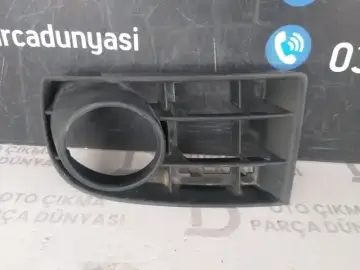 Volkswagen Golf 5 Sağ Sis Kapağı (03-10)