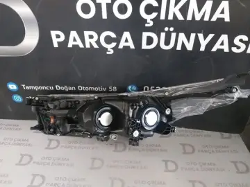 Toyota Corolla Ledli Sağ Far Nikelaj Çıtalı (13-16)