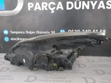 Opel Corsa D Sağ Far (11-14)