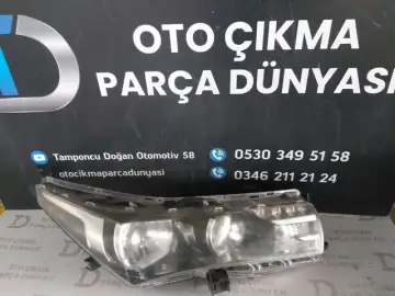 Toyota Corolla Sağ Far (13-16)