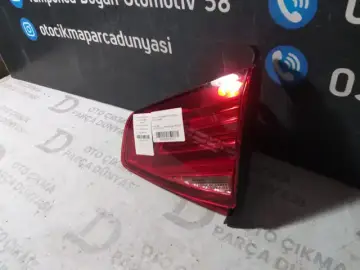 Volkswagen Passat B8 Sağ İç Stop