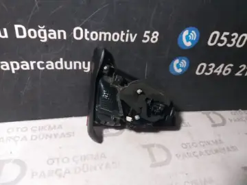 Volkswagen Passat B8 Sağ İç Stop