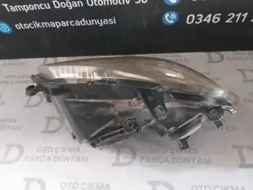 Volkswagen Golf Sağ Far (05-10)