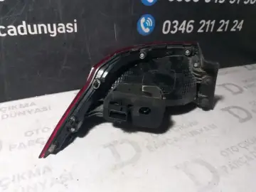 Volkswagen Passat B8 Sağ Dış Stop