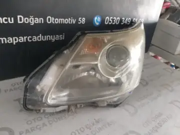 Toyota Avensis Sol Far (09-11)