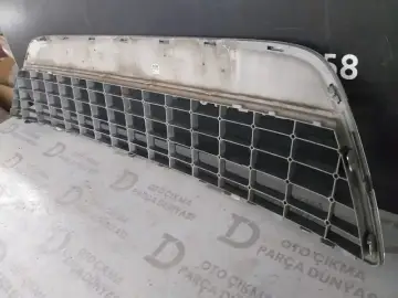 Ford Mondeo Ön Panjur (07-11)