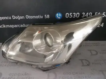 Toyota Avensis Sol Far (09-11)