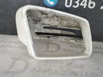 Ercedes W117 W176 W204 W212 Sağ Dikiz Ayna Kapağı