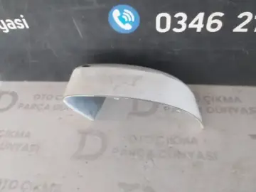 Ford Focus MK2 Sağ Ayna Kapağı (12-18)