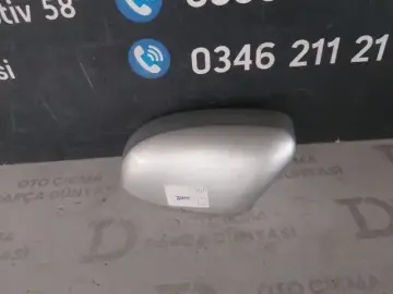 Ford Focus MK2 Sağ Ayna Kapağı (12-18)