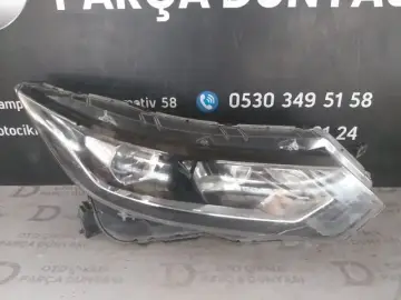 Nissan Qashqai J11 Sağ Far