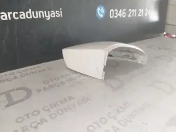 Skoda Octavia MK3 Sağ Ayna Kapağı