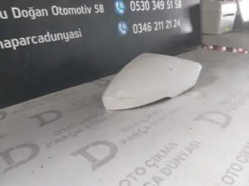 Skoda Octavia MK3 Sağ Ayna Kapağı