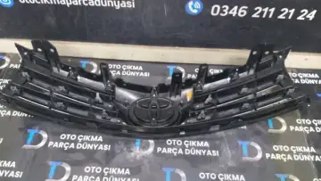 Toyota Corolla Ön Panjur [13-18]