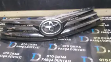 Toyota Corolla Ön Panjur [13-18]