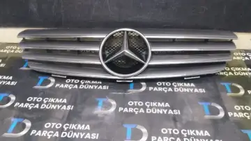 Mercedes Cls W204 Ön Panjur [04-08]