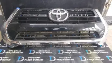 Toyota Hilux Ön Panjur [16-18]