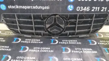 Mercedes Cls W204 Ön Panjur [04-08]