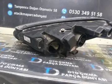 Ford Courier Sağ Far