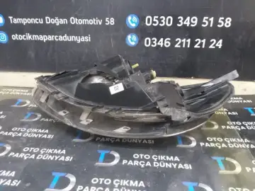 Renault Clio 4 Sağ Far