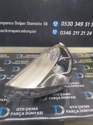 Renault Clio 4 Sağ Far