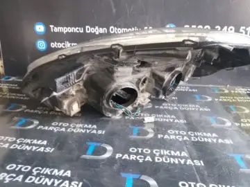 Renault Clio 3 Sağ Far [2008-2012