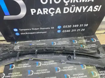 Toyota Corollacam Alt Izgarası [2013-2019]