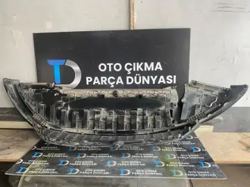 Dacia Sandero 3 Ön Tampon Alt Izgarası[2020]