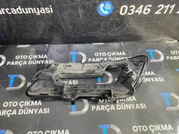Mercedes E Serisi W212 Ön Tampon Izgarası Sol