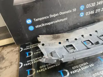 Chevrolet Captiva C140 Ön Tampon Eki Orta Kısmı