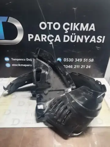 Toyota Avensis Sağ Davlumbaz 03