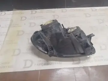 Renault Clio 2 Mercekli Sol Ön Far