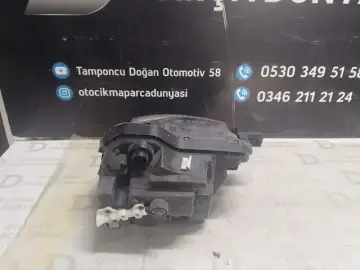 Hyundai Tucson Sağ Ön Far 21-25