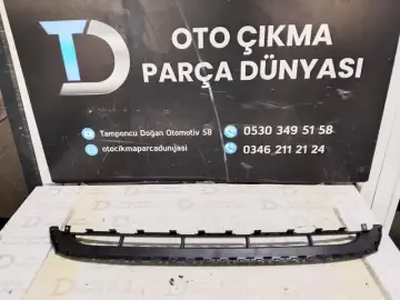 Audi Q7 Ön Tampon Alt Plastiği