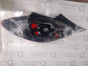 Opel Corsa D Sağ Arka Stop