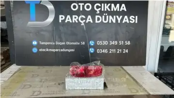 Clio 3 Grandtour Sağ Arka Tampon Reflektör Sis Lambası (2009-2012) 8200612622