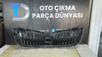 Skoda Süper B Ön Panjur