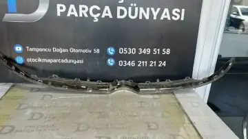 Citroen Berlingo Ön Panjur Çıtası 2010