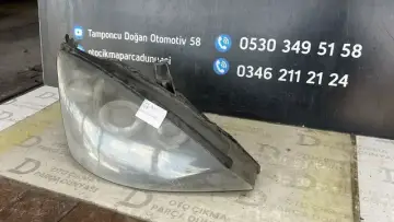 Ford Focus Sağ Dönüşüm Farı