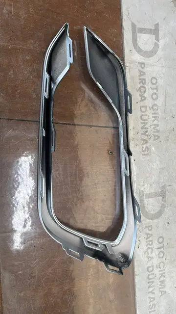 Fiat Egea Sağ Sis Çerçevesi