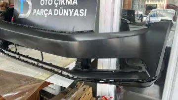 Volkswagen Passat B8 Comfortline 2015 Sönsörsüz Ön Tampon